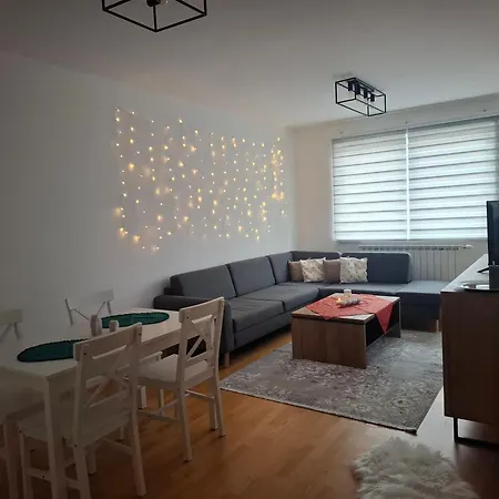 Golden Bulevar Appartement *